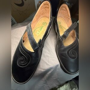 EXCELLENT NAOT slip on shoes .  Beautiful condition, CLEAN.  NWOT!!!!!